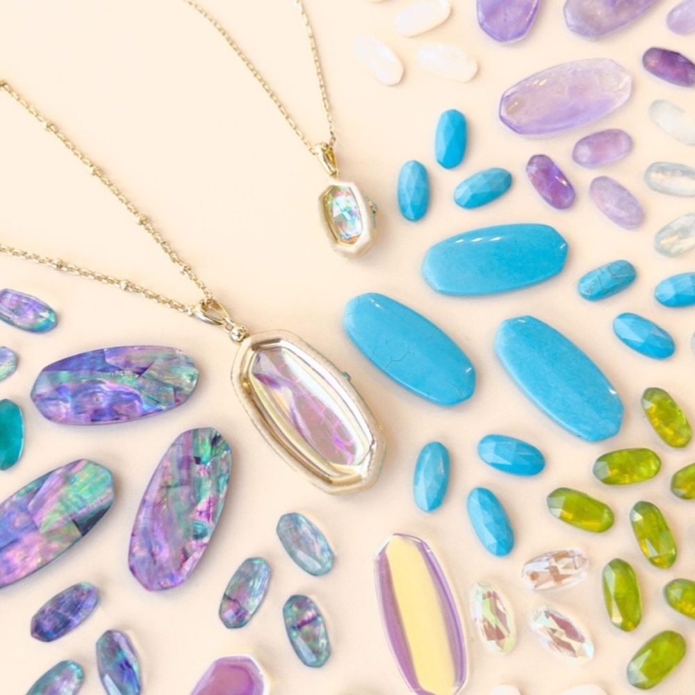 KENDRA SCOTT Elisa Necklace & Elle Earrings PSA!